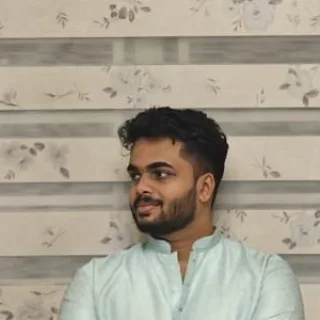 Portrait of Apoorv Bhat